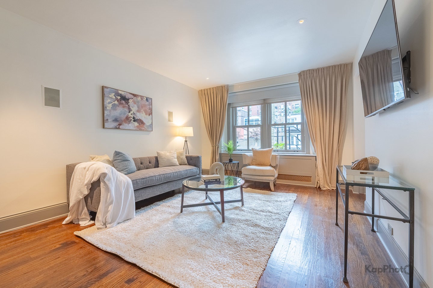 24 E Scott Street, #2, Chicago, IL 60610 24 E Scott Street, #2, Chicago, IL 60610