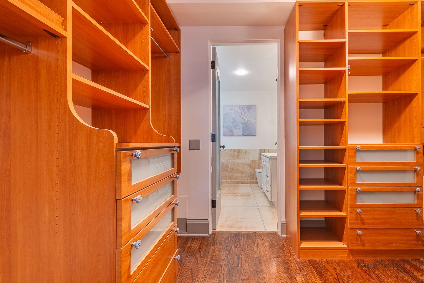 24 E Scott Street, #2, Chicago, IL 60610 24 E Scott Street, #2, Chicago, IL 60610