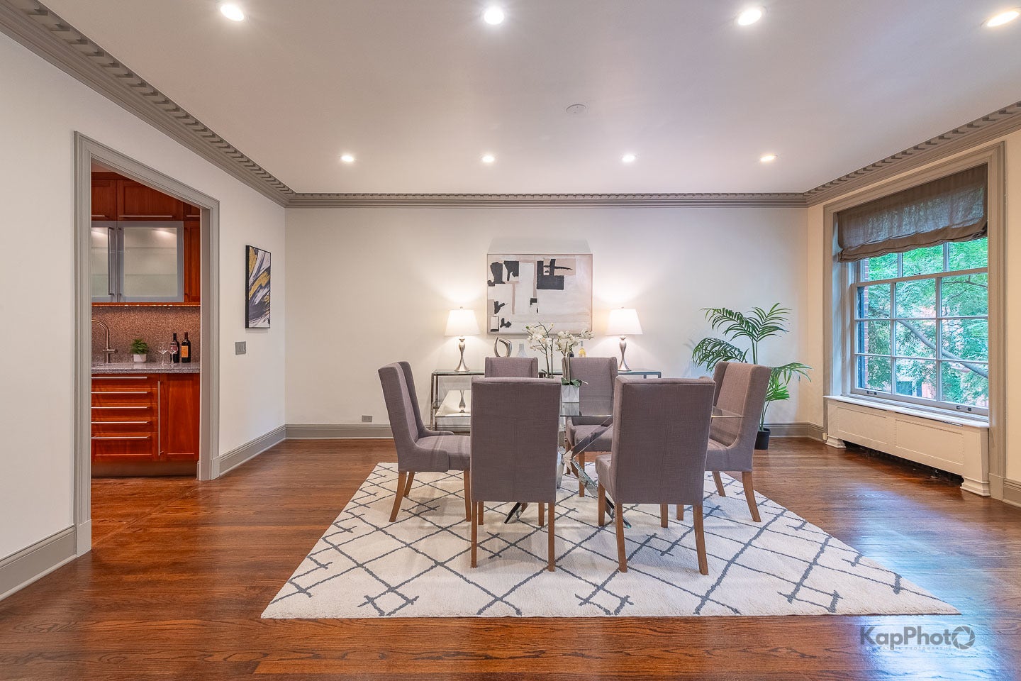 24 E Scott Street, #2, Chicago, IL 60610 24 E Scott Street, #2, Chicago, IL 60610