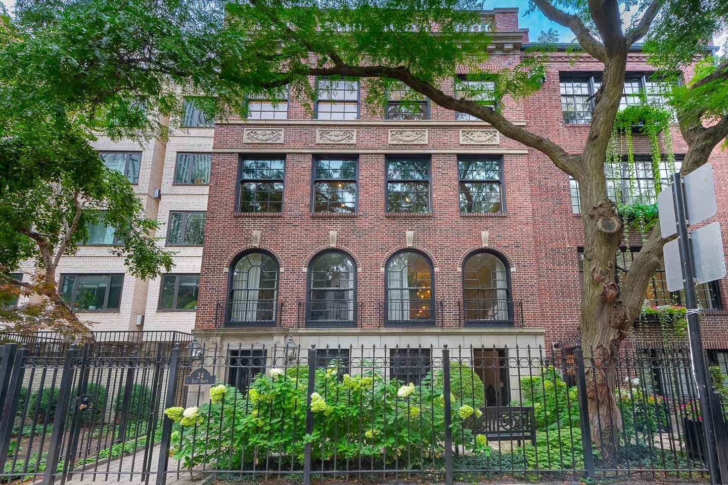 24 E Scott Street, #2, Chicago, IL 60610 24 E Scott Street, #2, Chicago, IL 60610