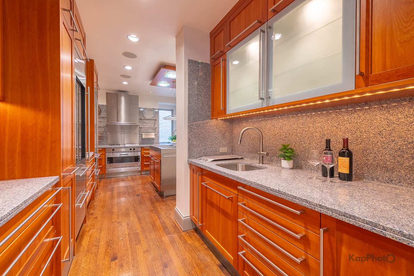 24 E Scott Street, #2, Chicago, IL 60610 24 E Scott Street, #2, Chicago, IL 60610