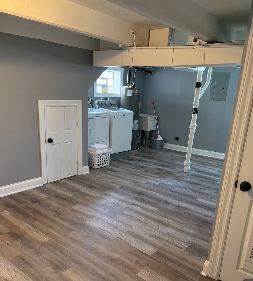 9323 S Calumet Avenue, Chicago, IL 60619 9323 S Calumet Avenue, Chicago, IL 60619