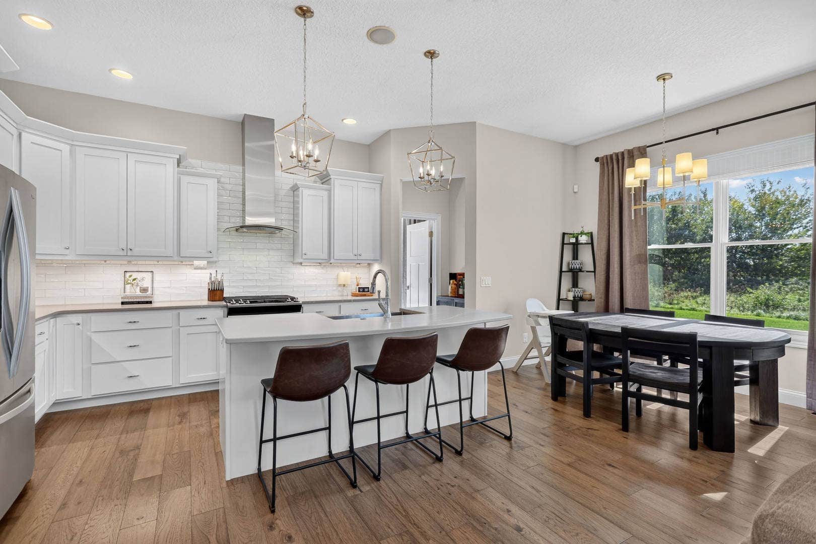 3619 Cobblestone Drive, Bettendorf, IA 52722 3619 Cobblestone Drive, Bettendorf, IA 52722