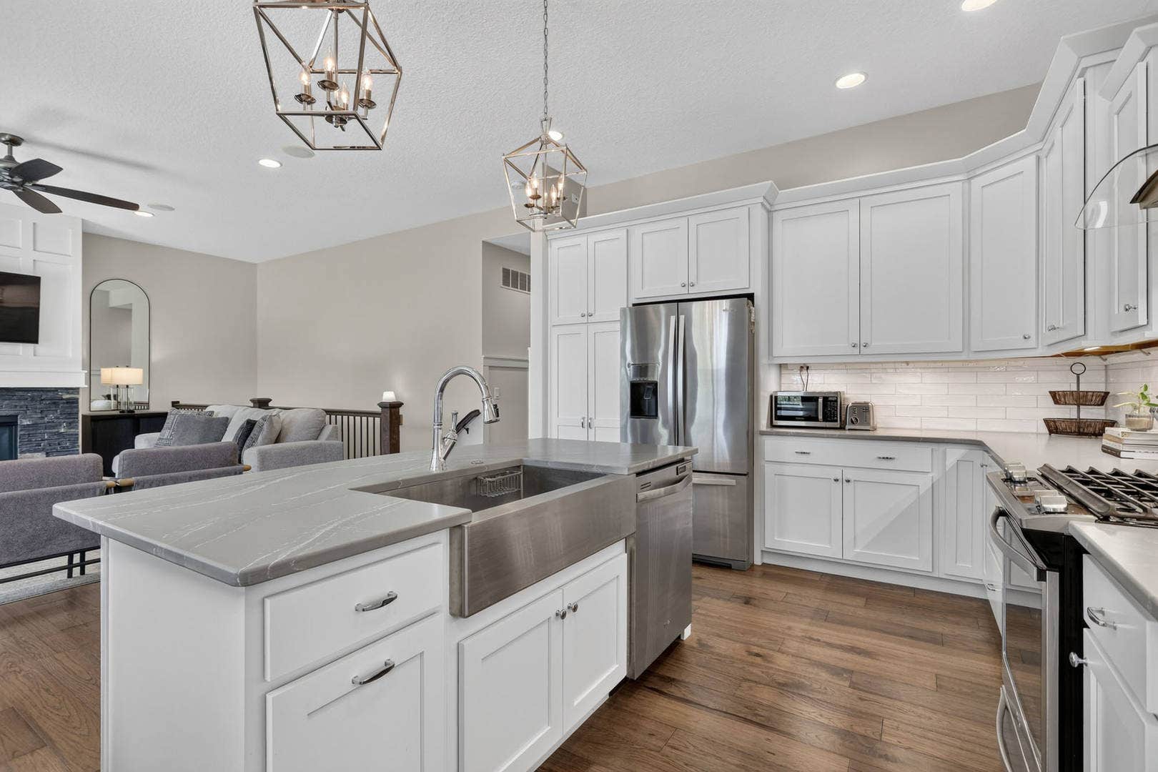 3619 Cobblestone Drive, Bettendorf, IA 52722 3619 Cobblestone Drive, Bettendorf, IA 52722