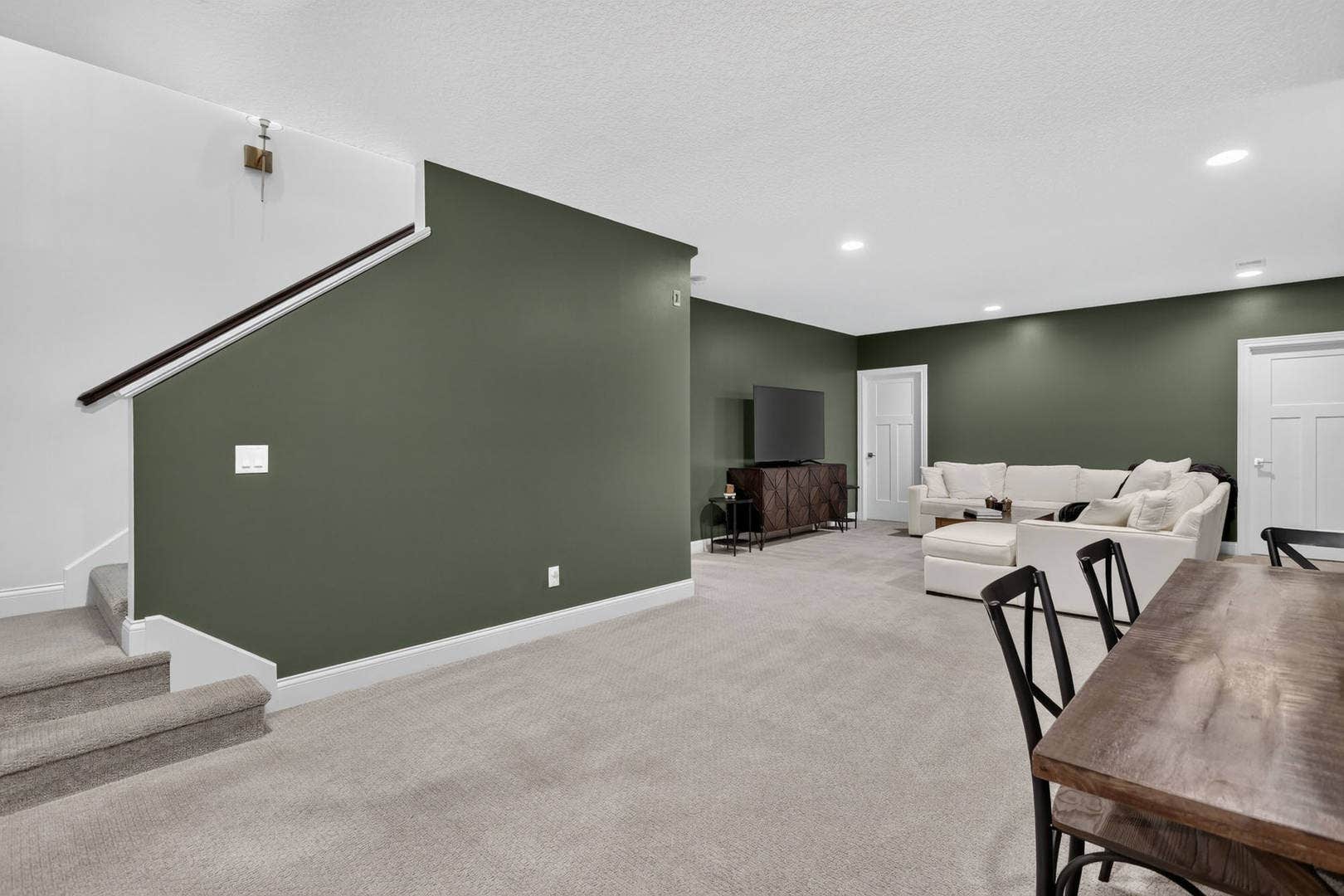 3619 Cobblestone Drive, Bettendorf, IA 52722 3619 Cobblestone Drive, Bettendorf, IA 52722