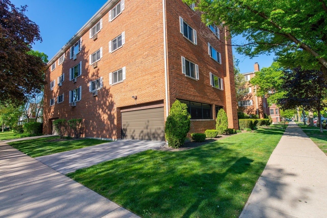 950 Washington Boulevard, #302, Oak Park, IL 60302 950 Washington Boulevard, #302, Oak Park, IL 60302