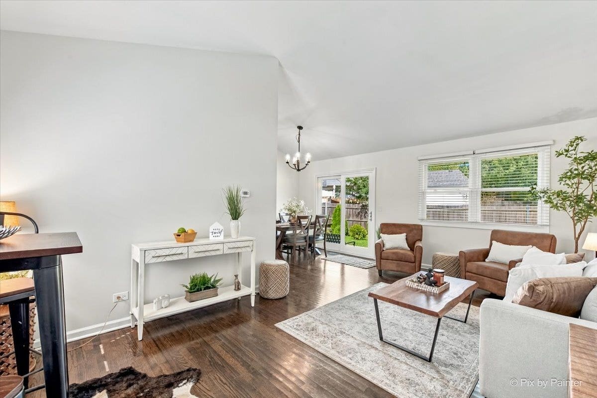 1744 Bucknell Court, Naperville, IL 60565