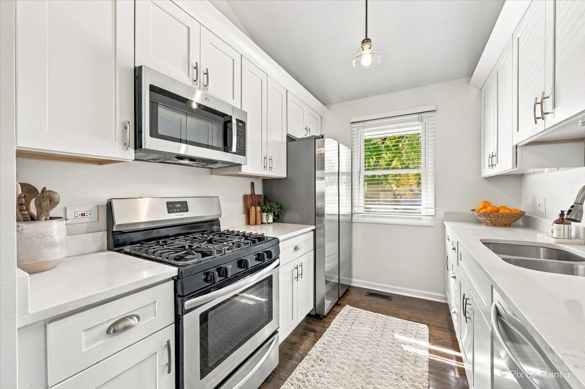 1744 Bucknell Court, Naperville, IL 60565