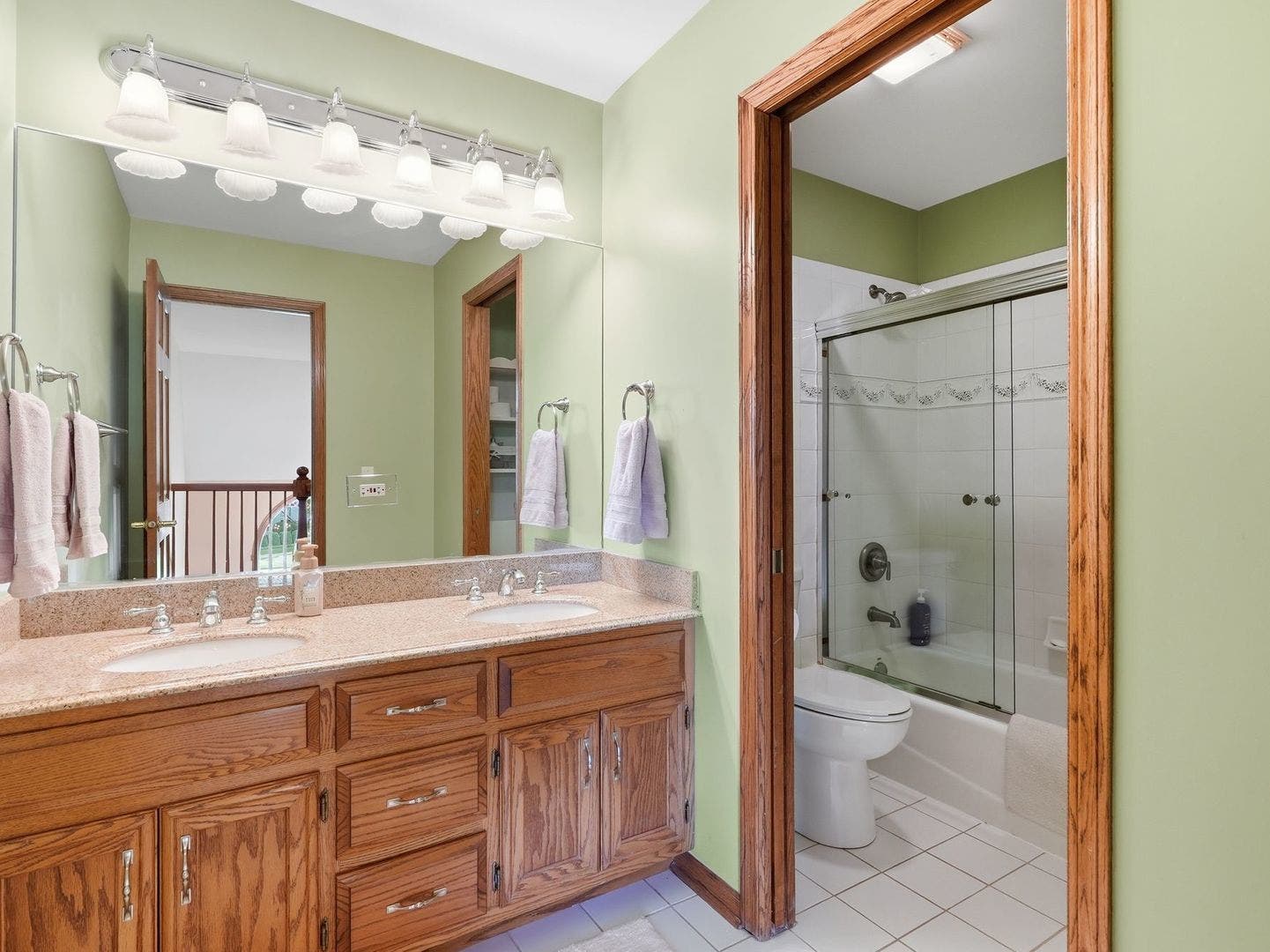 1731 Princess Circle, Naperville, IL 60564 1731 Princess Circle, Naperville, IL 60564