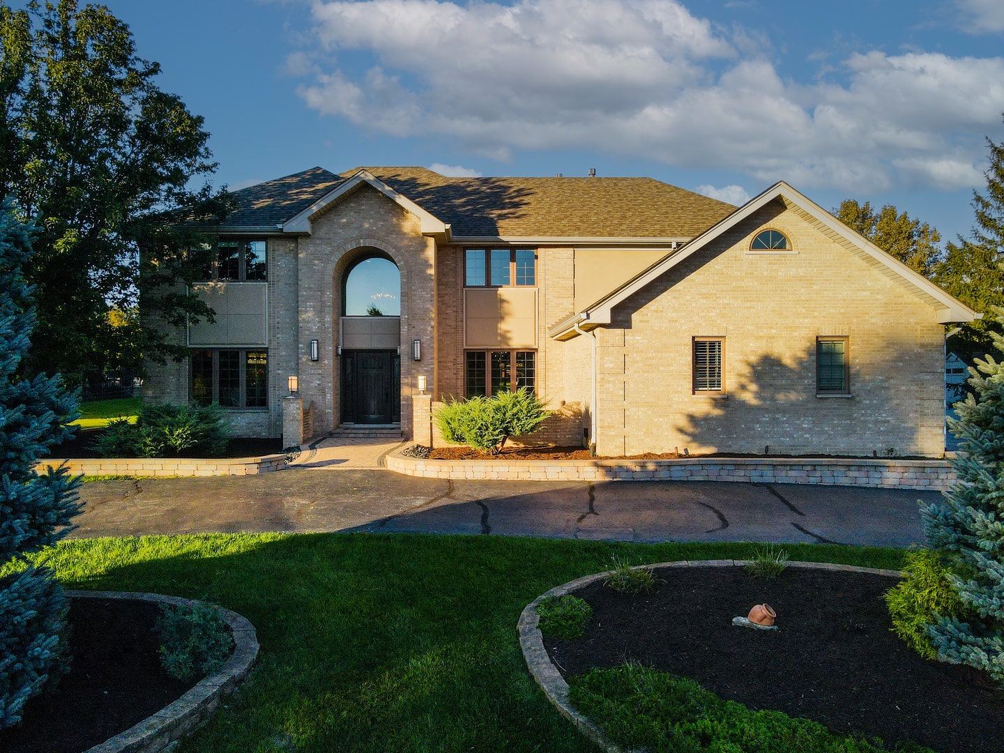 13207 HUNT MASTER Lane, Lemont, IL 60439 13207 HUNT MASTER Lane, Lemont, IL 60439