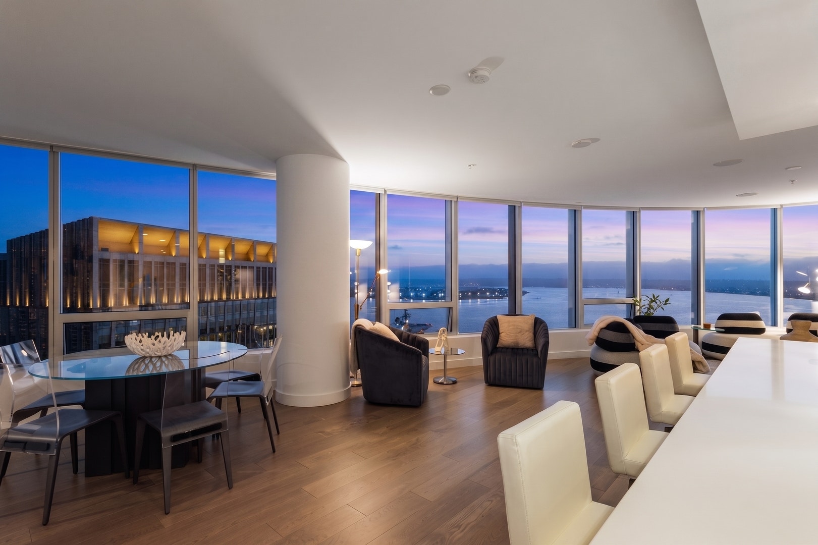 888 W E Street, #2602, San Diego, CA 92101 888 W E Street, #2602, San Diego, CA 92101