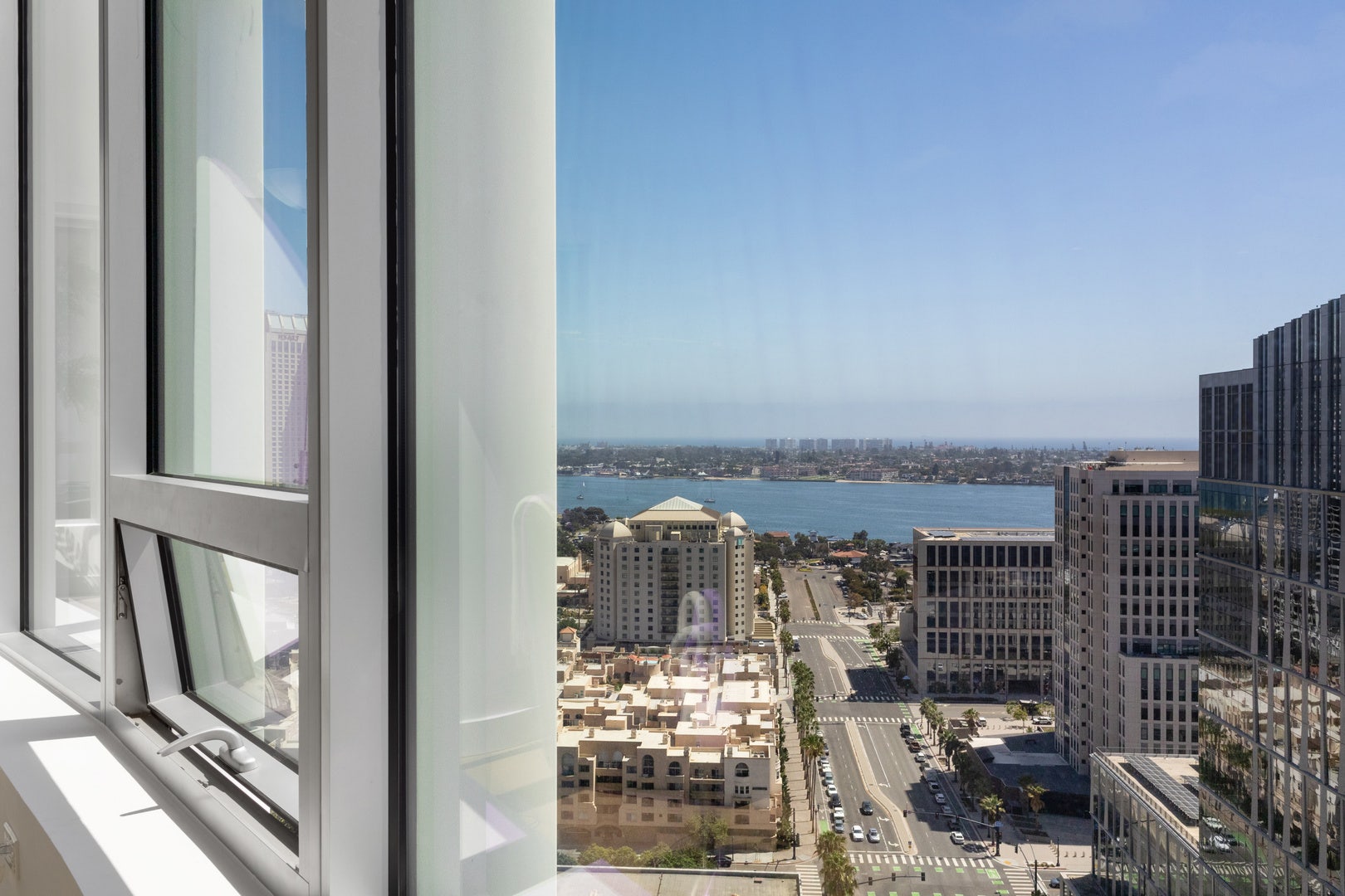 888 W E Street, #2602, San Diego, CA 92101 888 W E Street, #2602, San Diego, CA 92101