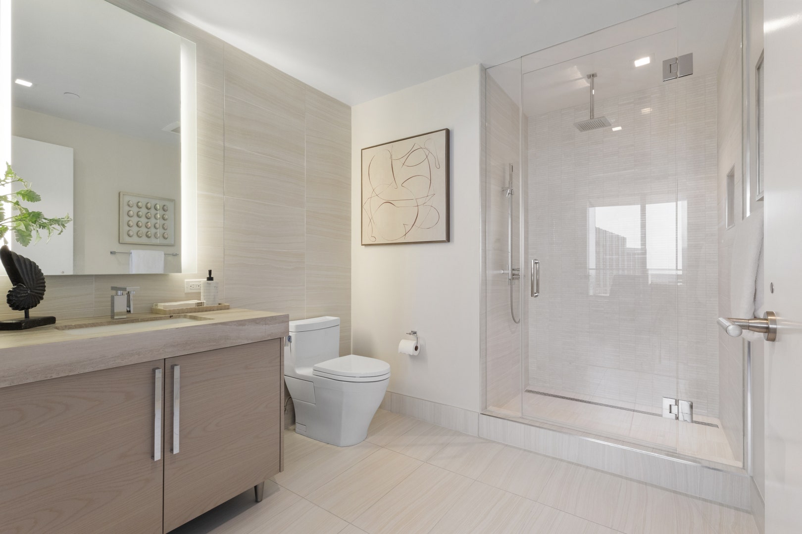 888 W E Street, #2602, San Diego, CA 92101 888 W E Street, #2602, San Diego, CA 92101