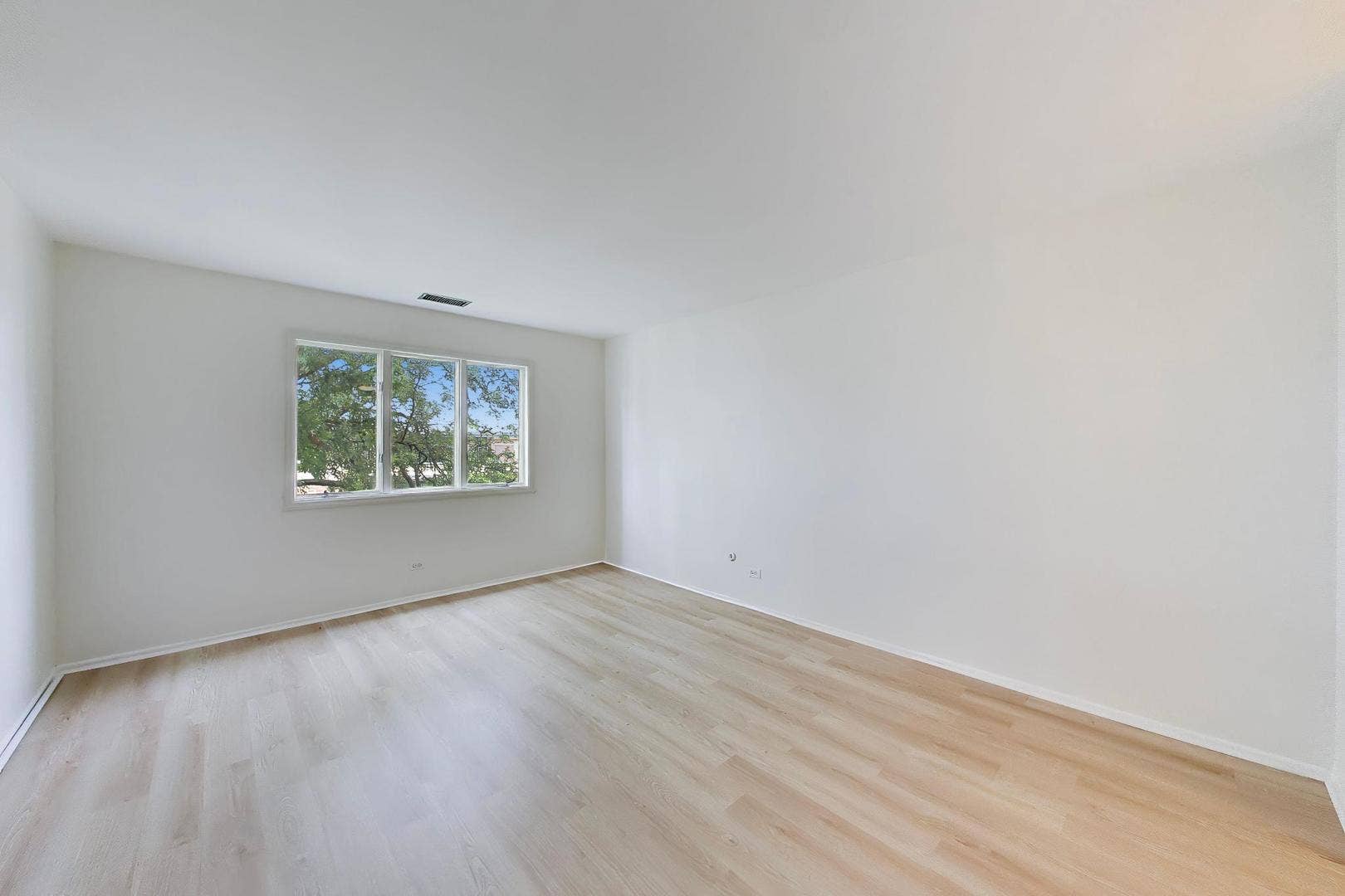 907 Curtiss Street, #404, Downers Grove, IL 60515