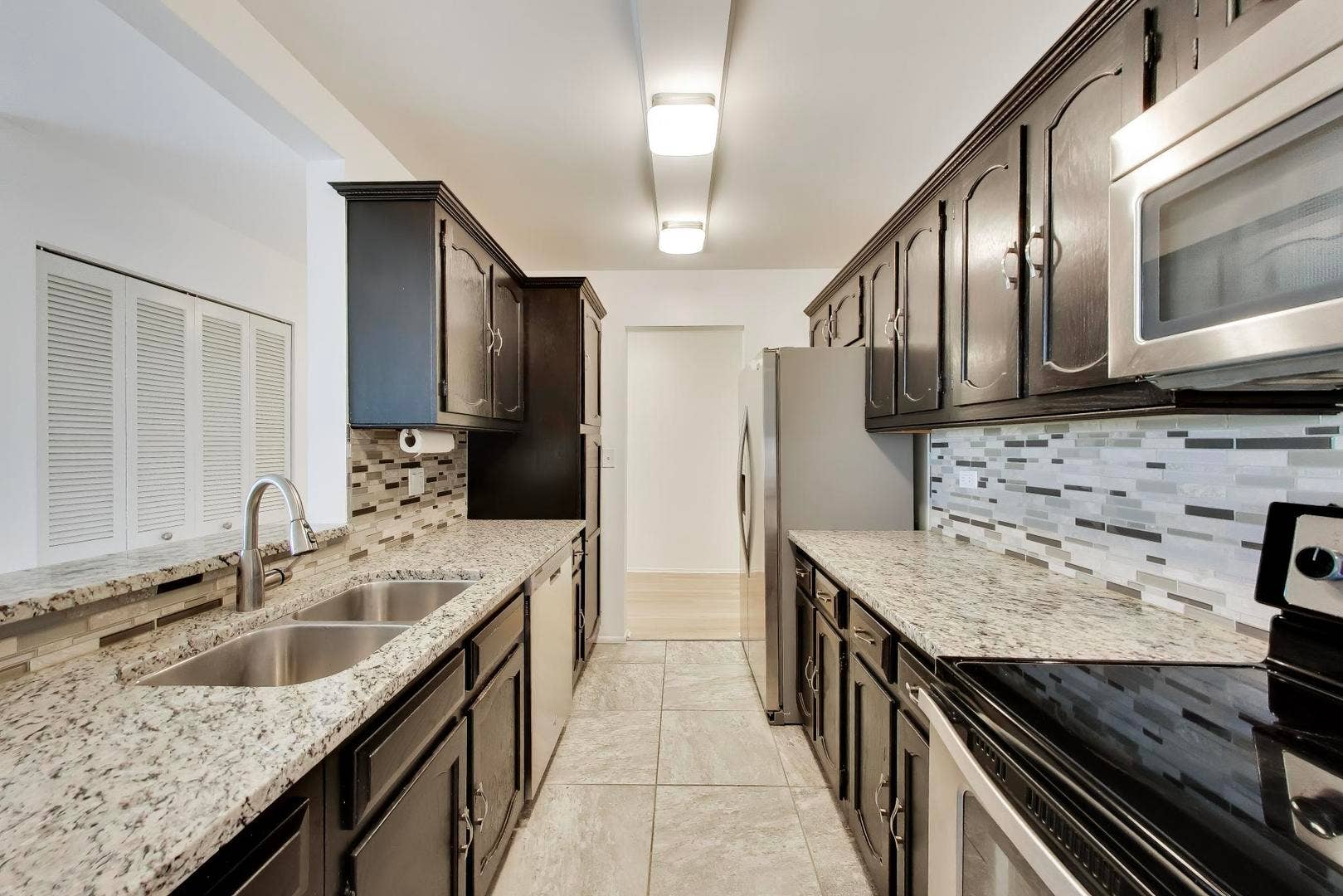 907 Curtiss Street, #404, Downers Grove, IL 60515