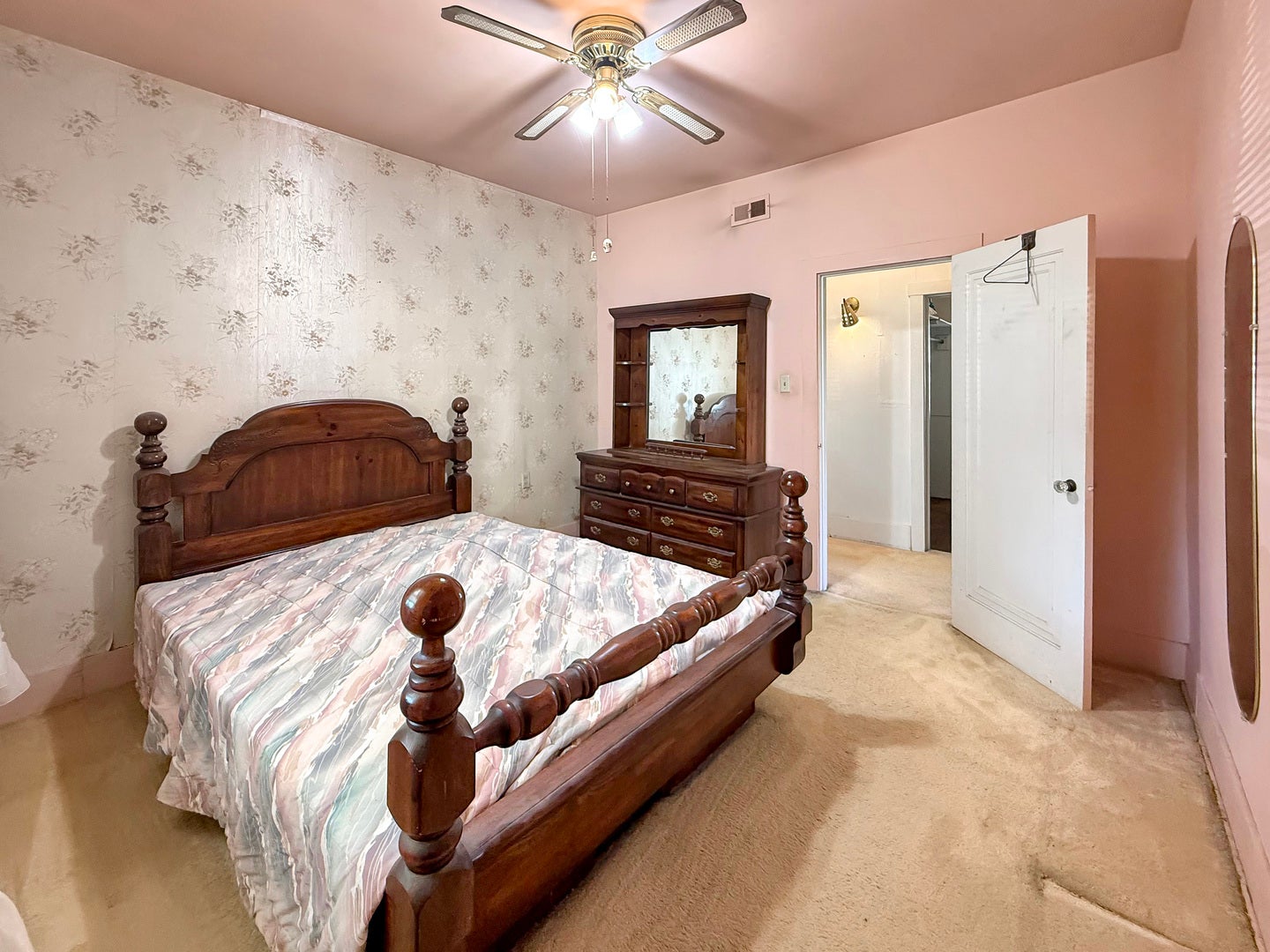 101 E Pera Street, Ludlow, IL 60949 101 E Pera Street, Ludlow, IL 60949