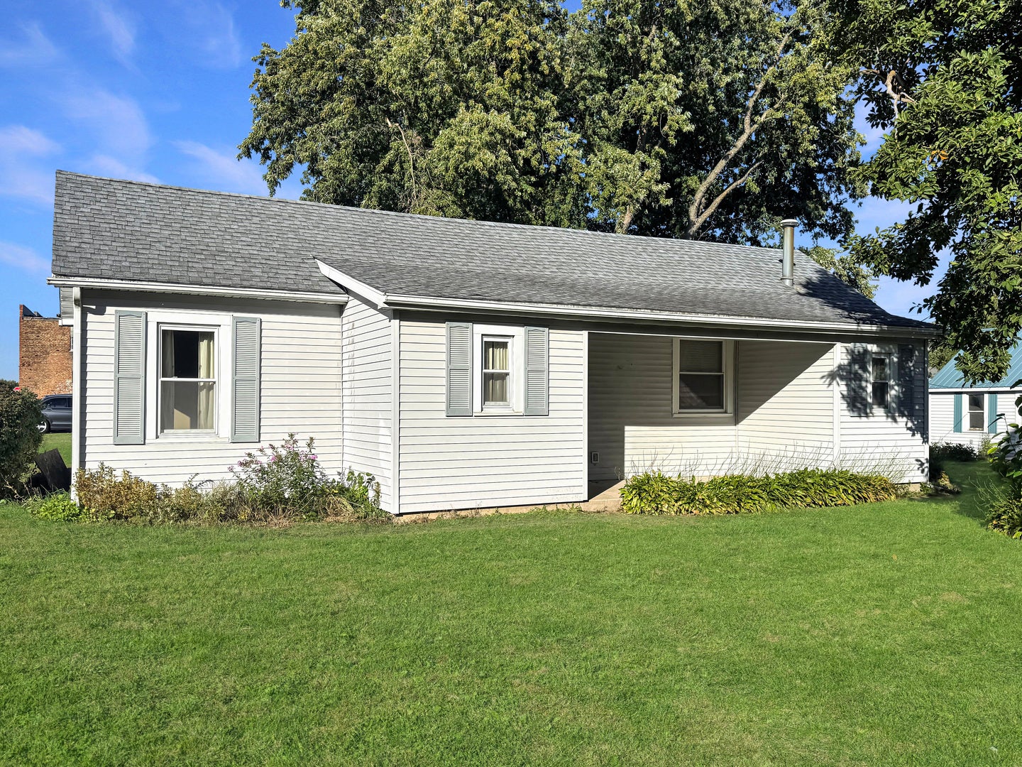 101 E Pera Street, Ludlow, IL 60949 101 E Pera Street, Ludlow, IL 60949