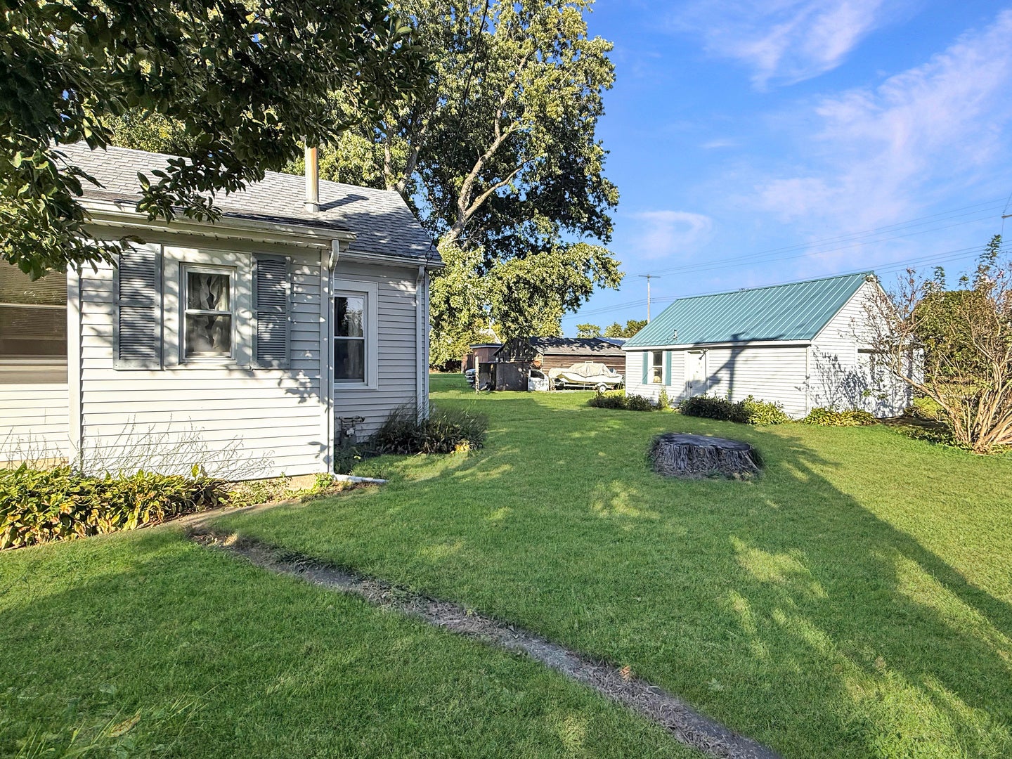 101 E Pera Street, Ludlow, IL 60949 101 E Pera Street, Ludlow, IL 60949