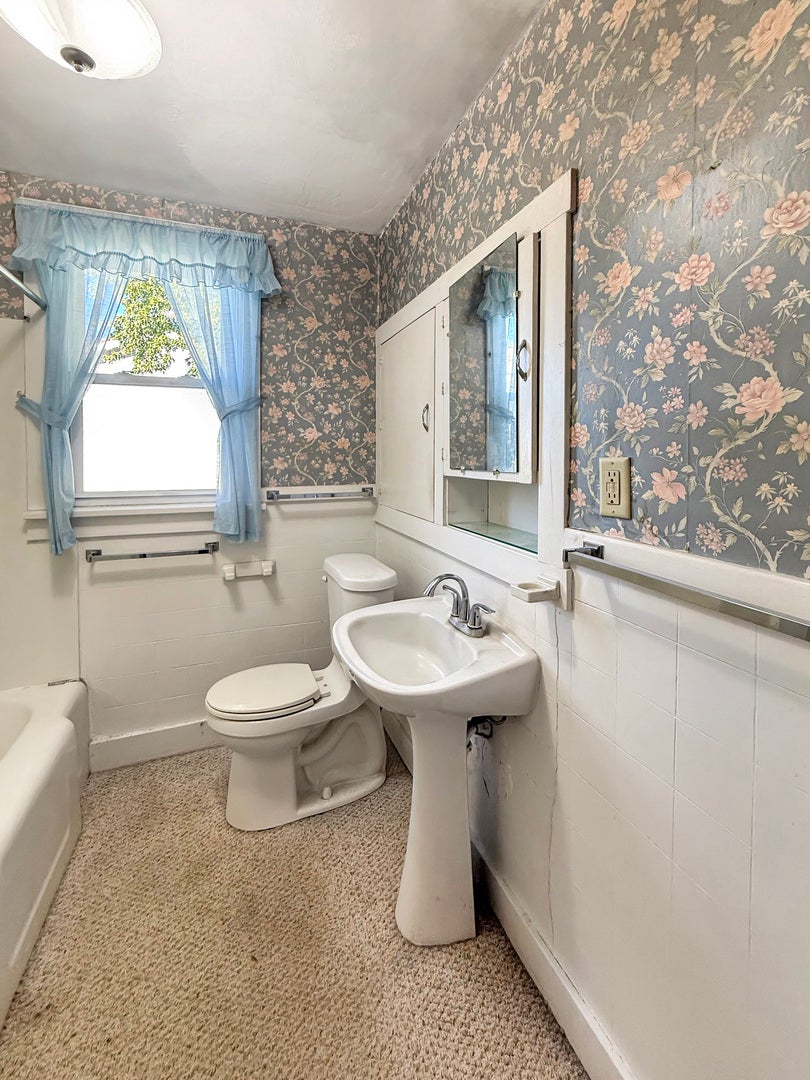 101 E Pera Street, Ludlow, IL 60949 101 E Pera Street, Ludlow, IL 60949