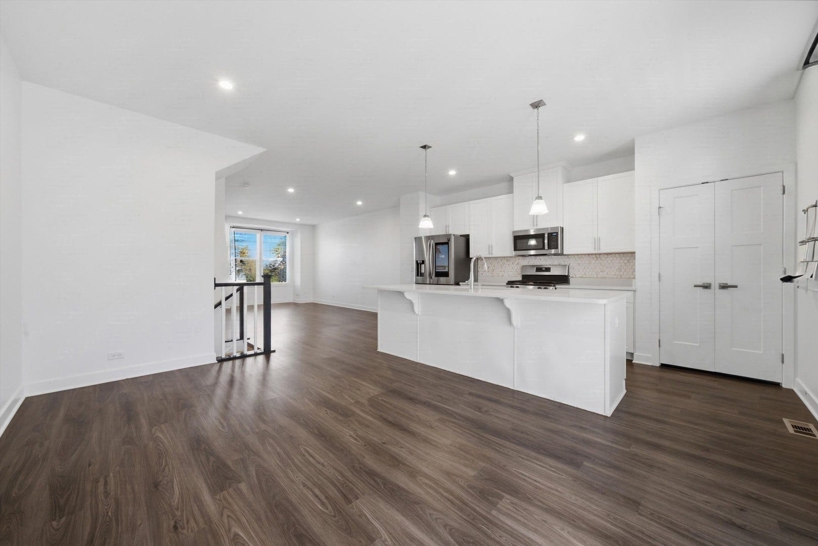 15603 Alice Mae Court, Orland Park, IL 60462 15603 Alice Mae Court, Orland Park, IL 60462
