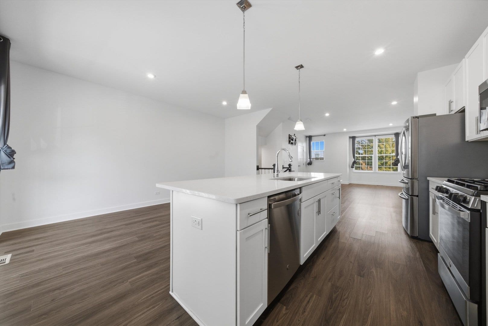 15603 Alice Mae Court, Orland Park, IL 60462 15603 Alice Mae Court, Orland Park, IL 60462