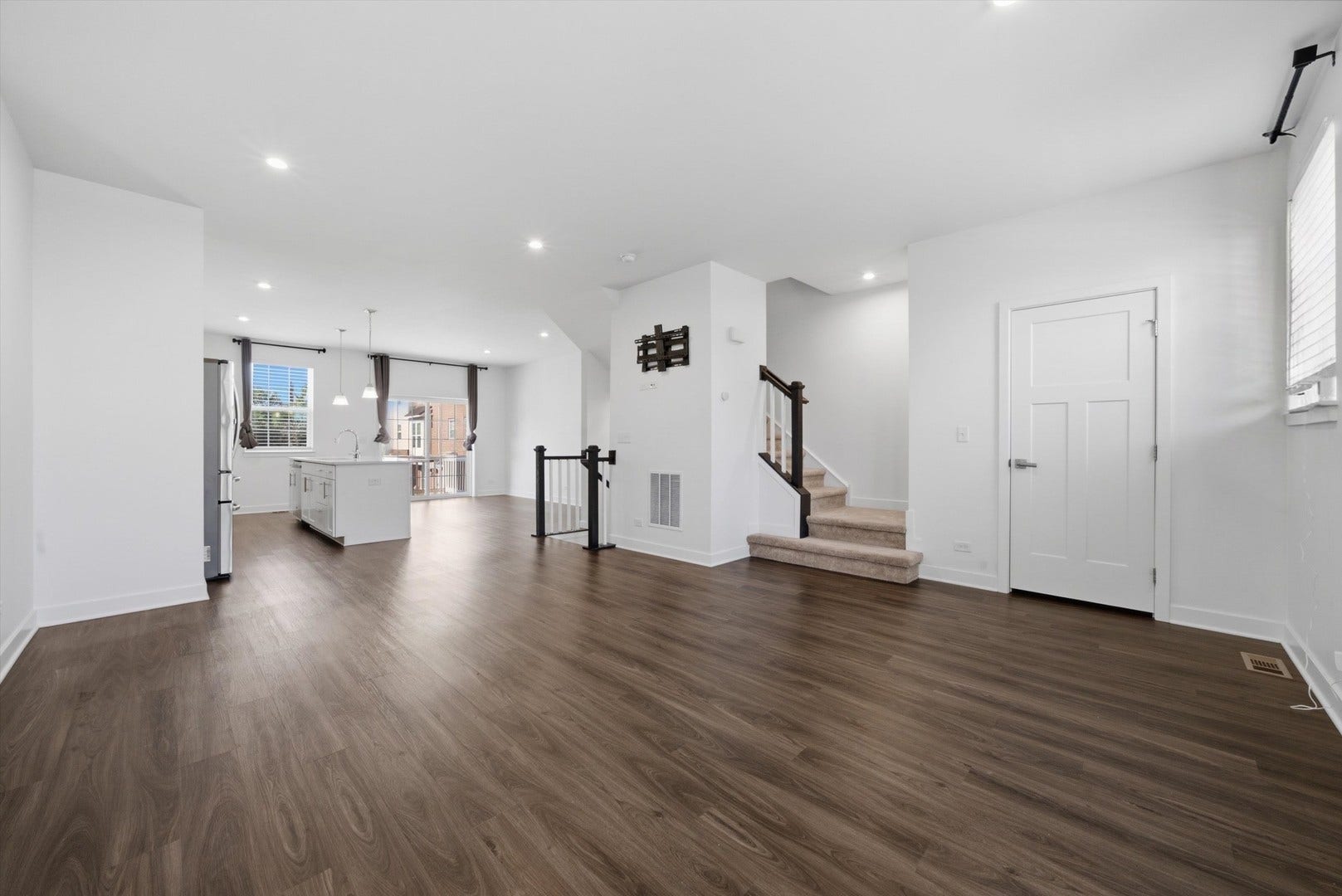 15603 Alice Mae Court, Orland Park, IL 60462 15603 Alice Mae Court, Orland Park, IL 60462