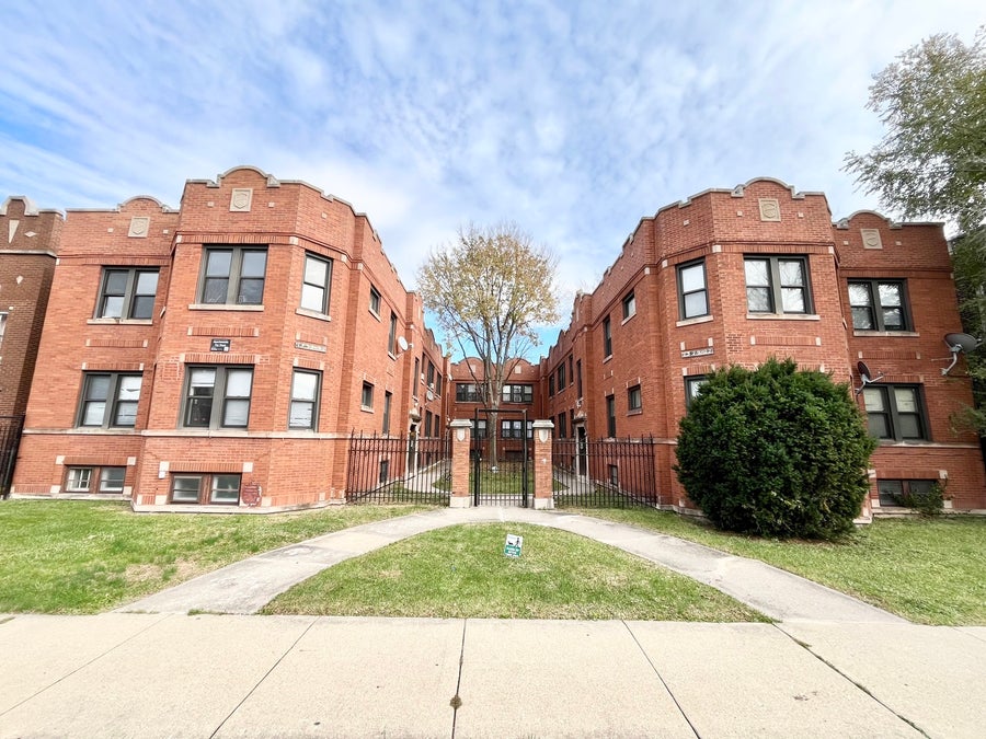Property photo for 1329 N Lorel Avenue, #2E, Chicago, IL