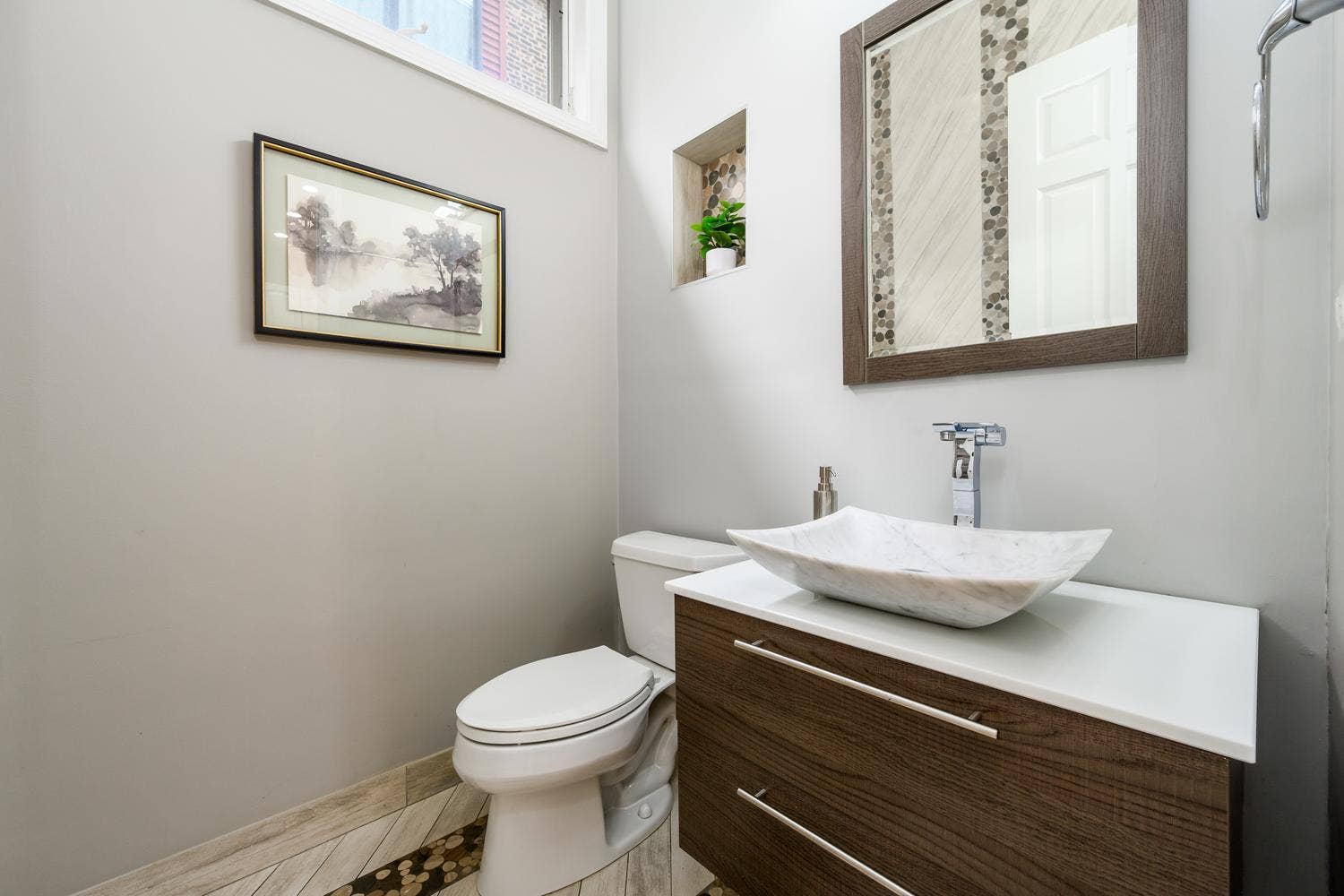 942 W HUBBARD Street, Chicago, IL 60642