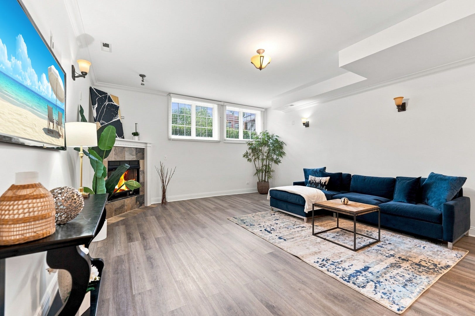 4106 N Saint Louis Avenue, Chicago, IL 60618 4106 N Saint Louis Avenue, Chicago, IL 60618