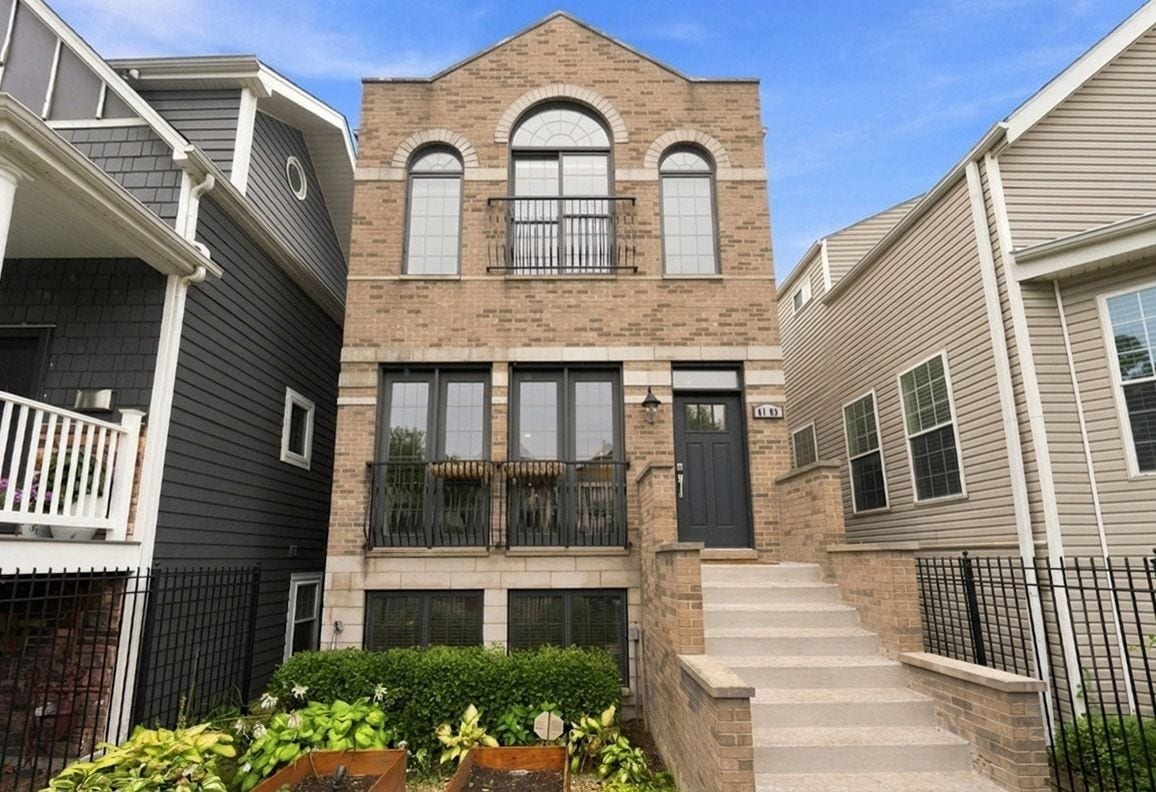 4106 N Saint Louis Avenue, Chicago, IL 60618 4106 N Saint Louis Avenue, Chicago, IL 60618
