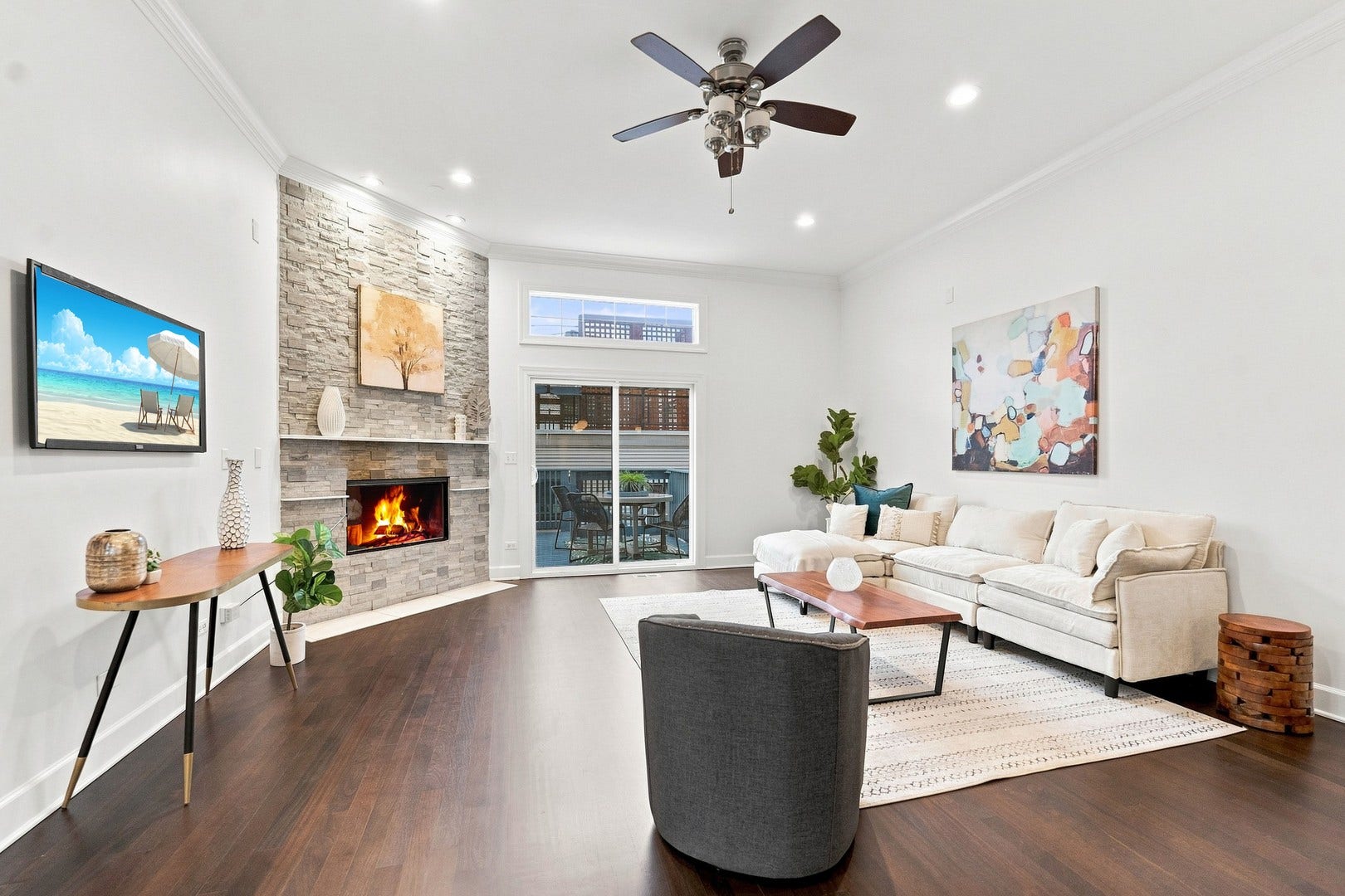 4106 N Saint Louis Avenue, Chicago, IL 60618 4106 N Saint Louis Avenue, Chicago, IL 60618