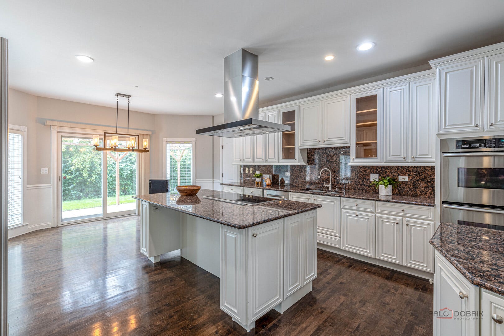 4402 Heritage Lane, Long Grove, IL 60047 4402 Heritage Lane, Long Grove, IL 60047