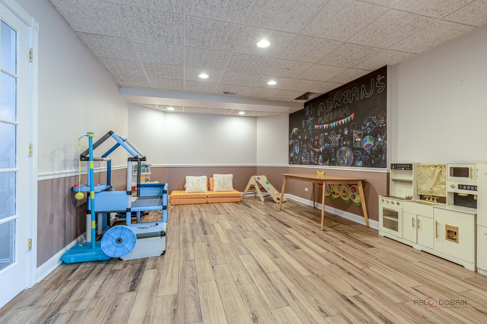 4402 Heritage Lane, Long Grove, IL 60047 4402 Heritage Lane, Long Grove, IL 60047