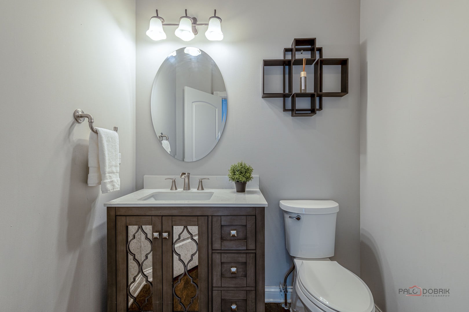 4402 Heritage Lane, Long Grove, IL 60047 4402 Heritage Lane, Long Grove, IL 60047