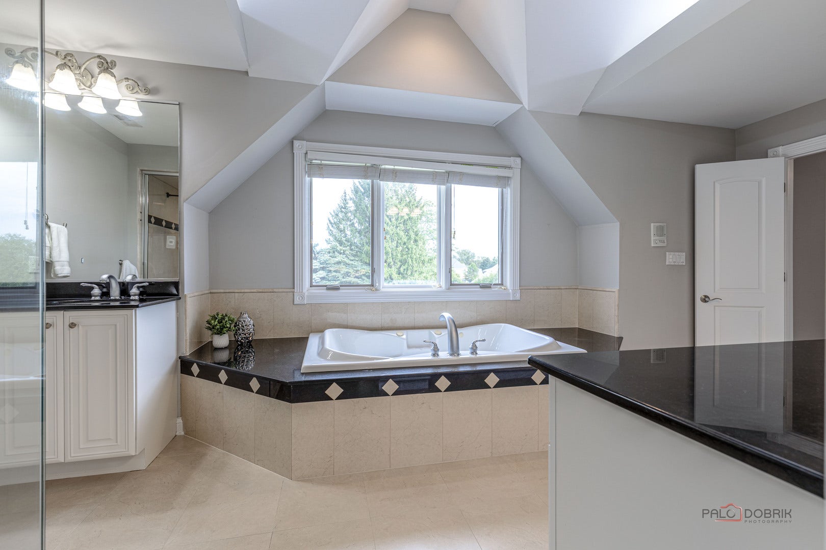 4402 Heritage Lane, Long Grove, IL 60047 4402 Heritage Lane, Long Grove, IL 60047