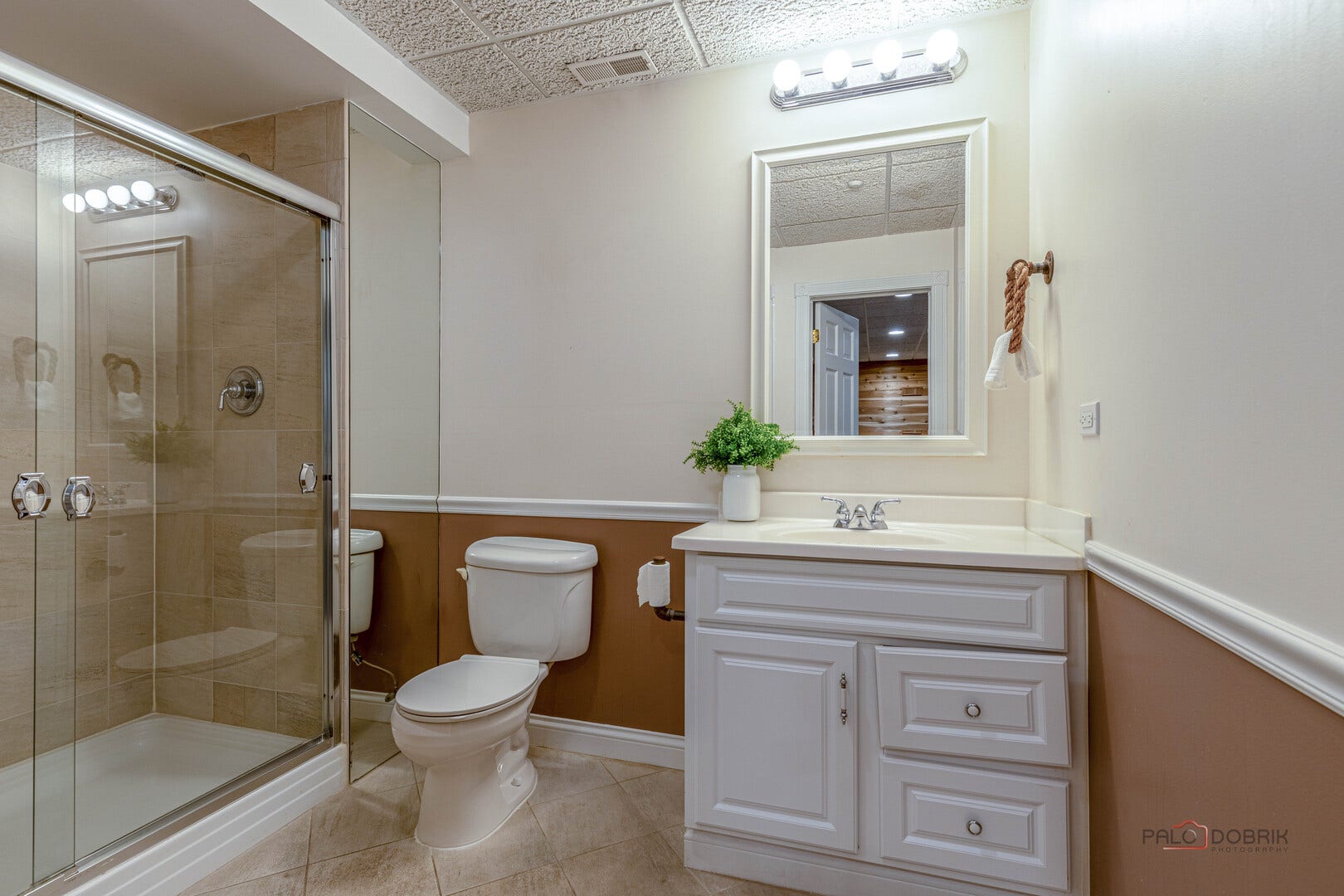 4402 Heritage Lane, Long Grove, IL 60047 4402 Heritage Lane, Long Grove, IL 60047