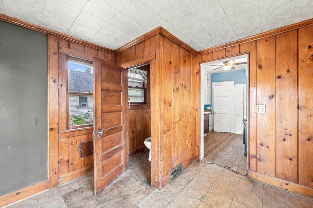 2819 9th Avenue, Moline, IL 61265 2819 9th Avenue, Moline, IL 61265
