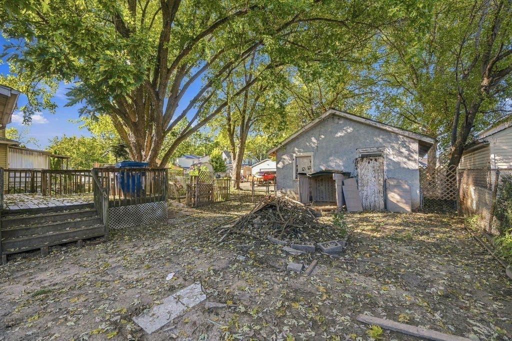 2819 9th Avenue, Moline, IL 61265 2819 9th Avenue, Moline, IL 61265