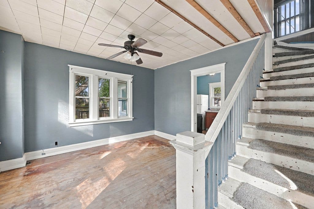 2819 9th Avenue, Moline, IL 61265 2819 9th Avenue, Moline, IL 61265