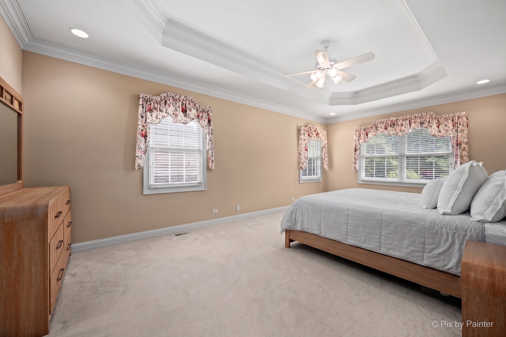 1105 Thoroughbred Circle, St. Charles, IL 60174