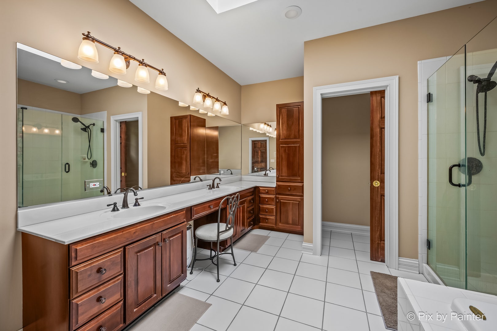 1105 Thoroughbred Circle, St. Charles, IL 60174