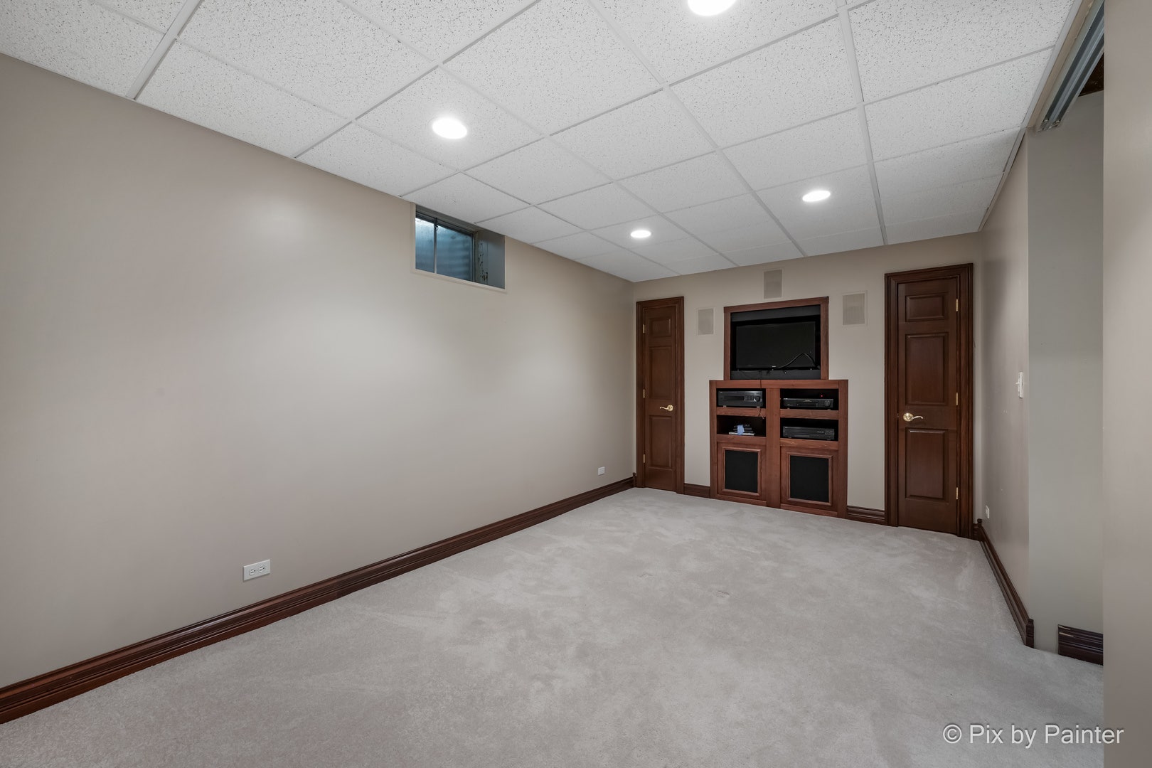 1105 Thoroughbred Circle, St. Charles, IL 60174