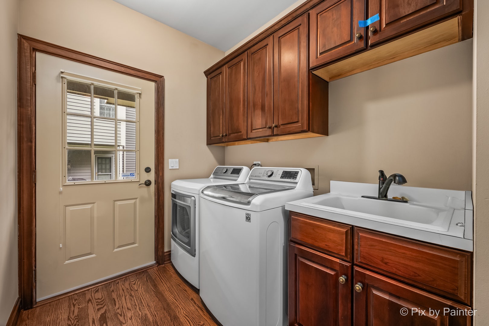 1105 Thoroughbred Circle, St. Charles, IL 60174