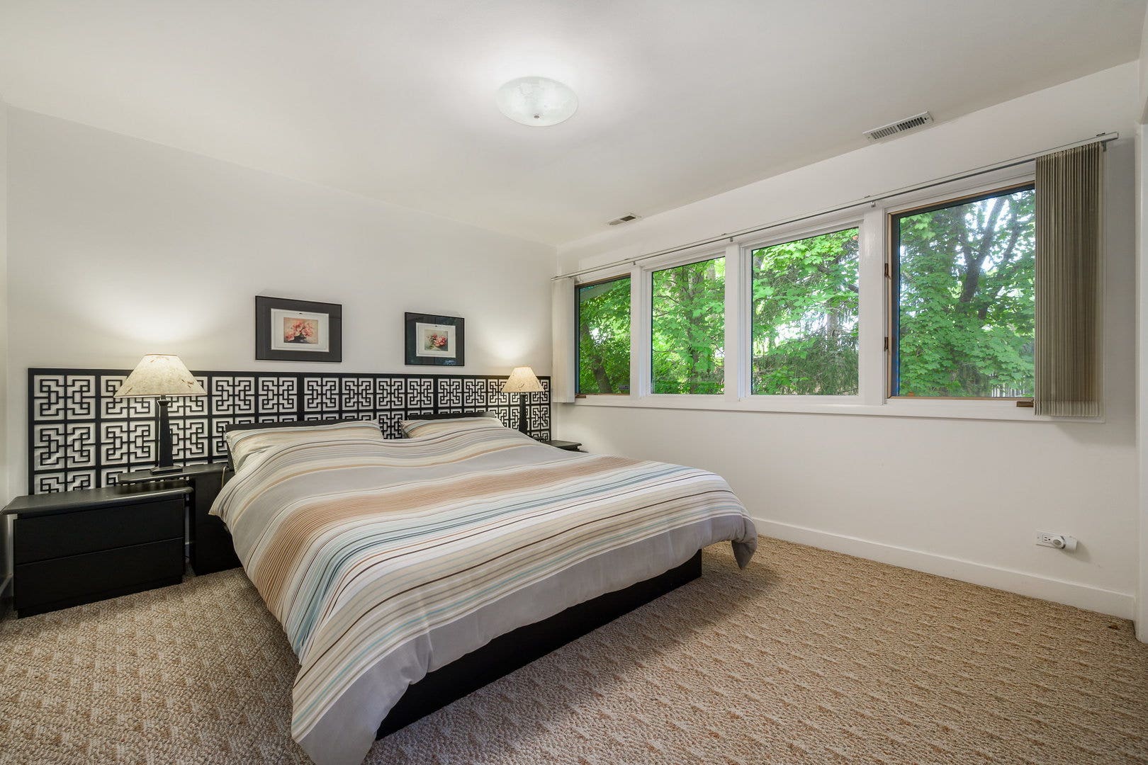 695 Ivy Lane, Glencoe, IL 60022 695 Ivy Lane, Glencoe, IL 60022