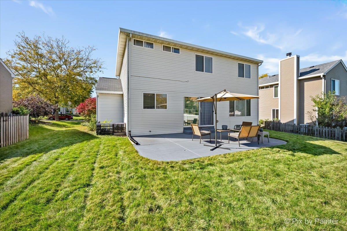168 Cool Stone Bend, Lake In The Hills, IL 60156
