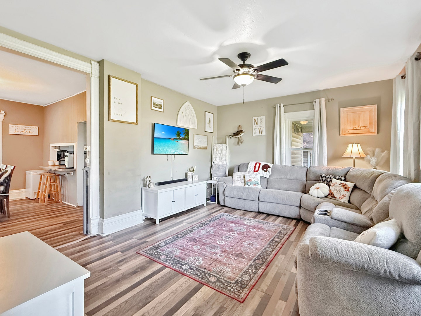 223 E Franklin Street, Franklin Grove, IL 61031 223 E Franklin Street, Franklin Grove, IL 61031