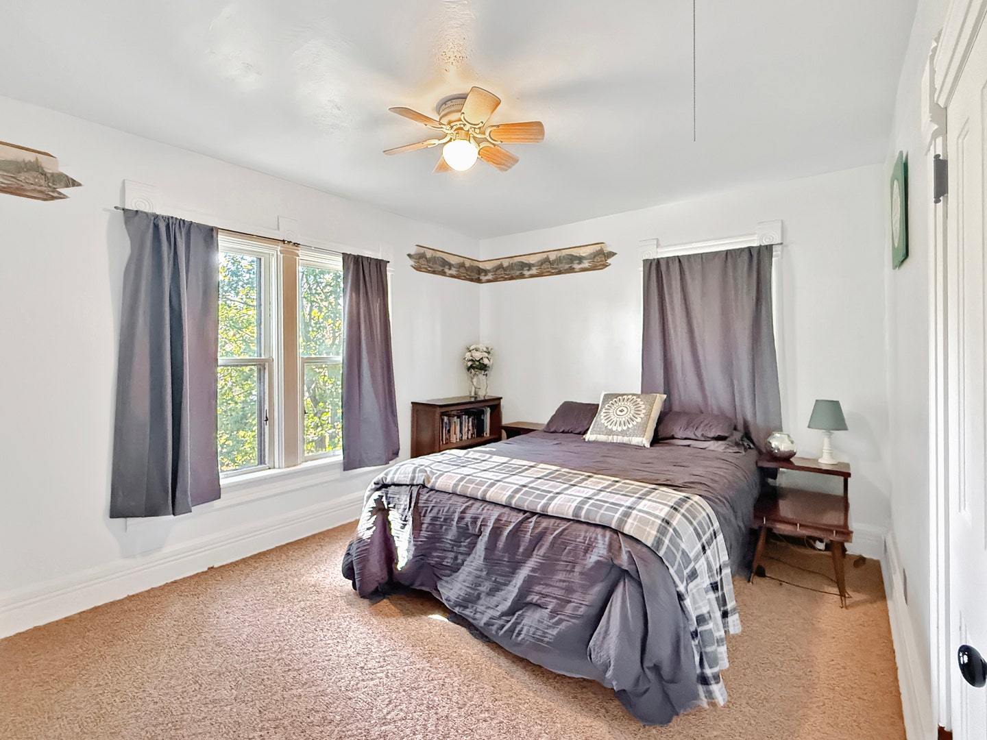223 E Franklin Street, Franklin Grove, IL 61031 223 E Franklin Street, Franklin Grove, IL 61031