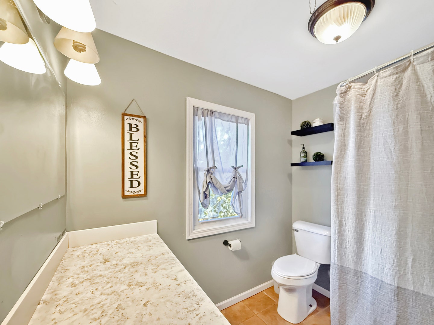 223 E Franklin Street, Franklin Grove, IL 61031 223 E Franklin Street, Franklin Grove, IL 61031