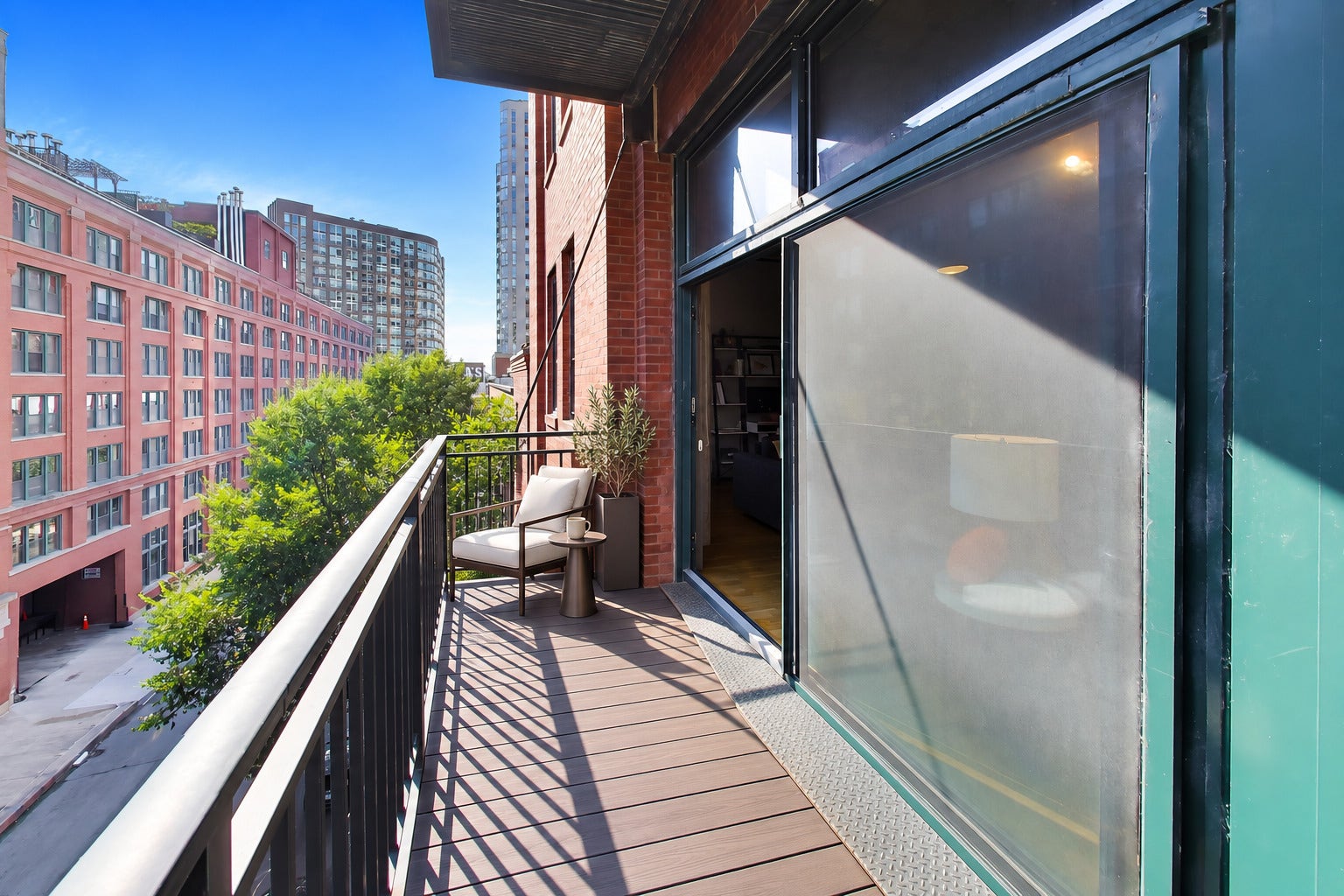400 W ONTARIO Street, #502, Chicago, IL 60654