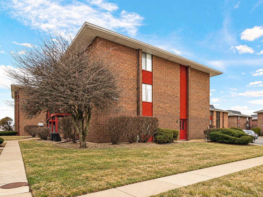 Property photo for 15830 Terrace Drive, #RO3, Oak Forest, IL